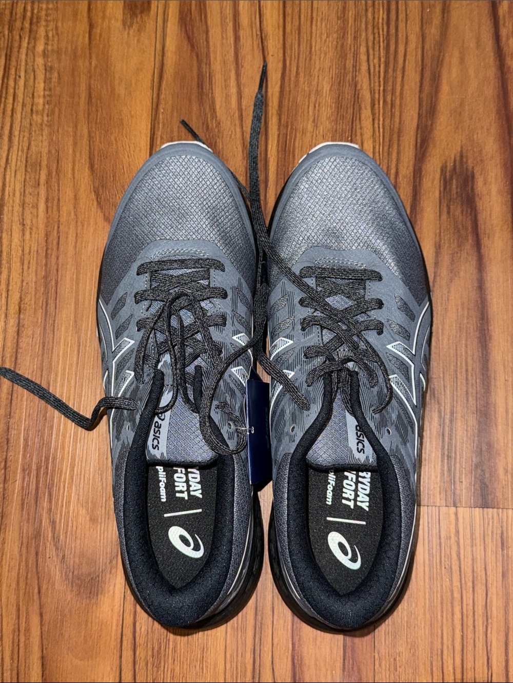 ASICS Men's Gray and Black Athletic Running Shoes